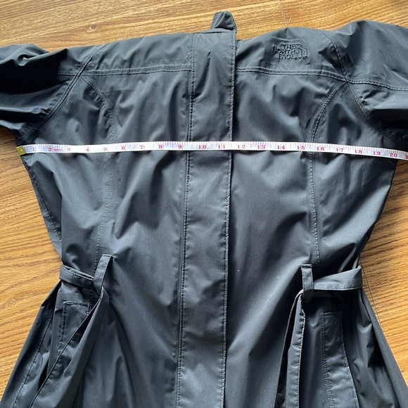 North face women’s large black rain jacket belted trench coat - Picture 12 of 13